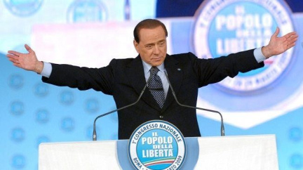 Berlusconi byl zproštěn obvinění z korupce