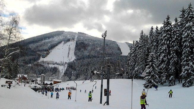Sněhu je pořád dost. Areály hlásí ideální podmínky
