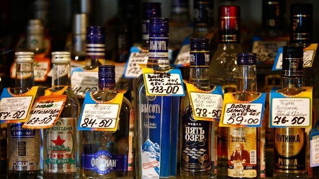 Předvolební Rusko "zalije" laciná vodka