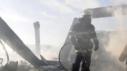 Požár výrobny nábytku způsobil pětimilionovou škodu