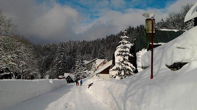 Krkonoše hlásí čtvrtý stupeň lavinového nebezpečí