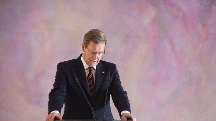 Neustál aféry: Německý prezident Wulff rezignoval