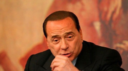 Berlusconi byl nepravomocně odsouzen ke čtyřletému vězení za daně