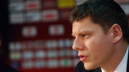 Místopředseda fotbalové Sparty Přibyl měl srdeční vadu 