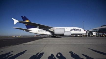 Kvůli stávce v Lufthanse byly zrušeny mezi Prahou a Frankfurtem 4 lety