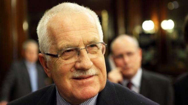 Na vyznamenání jako dostal Havel může Klaus zapomenout, čeká ho jen žaloba