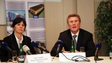 Studenti plzeňských práv znovu demonstrují za zachování výuk