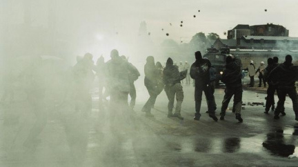 Maledivská armáda střílela gumovými projektily do policistů