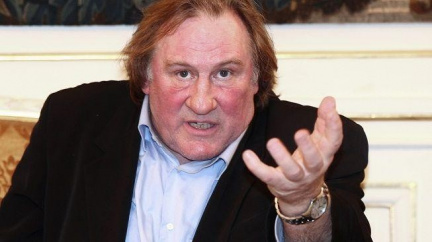 Sexuálnímí aférami zničeného Strausse-Kahna ztvární Depardieu