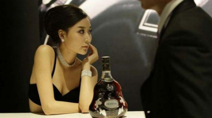 Čína loni táhla spotřebu koňaku