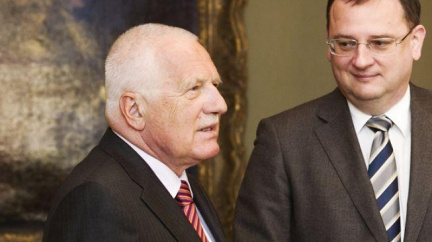 Prezident jmenoval Peake, Mlsnu a Stanjuru ministry