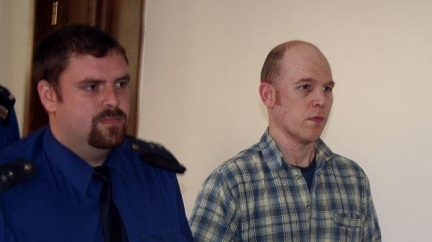 Švýcar, který jel po R10 v protisměru, spáchal sebevraždu 