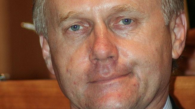 Státní zástupkyně i přes nesouhlas nadřízených potřetí zastavila stíhání korupčníků