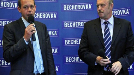 Karlovarská TOP 09 pohrozila odchodem z městské rady