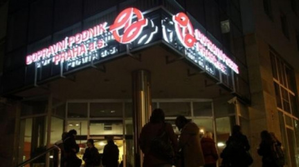 DPP platí milionové licenční poplatky firmě pražského kmotra