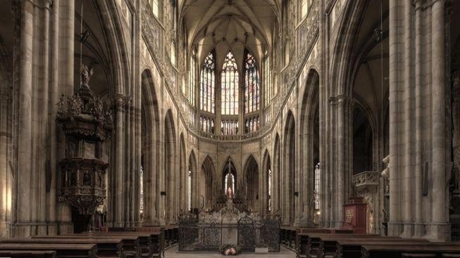 Vláda schválila církevní restituce, podpořili je i ministři VV