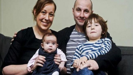 Světová kuriozita: Dvojčata se narodila každé v jiném roce