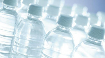 Mořská voda se začne prodávat v PET lahvích