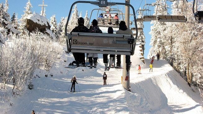 Špičák má 30 čísel nového sněhu, o víkendu se tam vrací velké závody