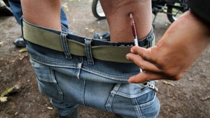 Každý 20. člověk na světě užívá nelegální drogy