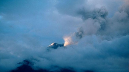 Výbuch aljašské sopky ohrožuje leteckou dopravu v Severní Americe