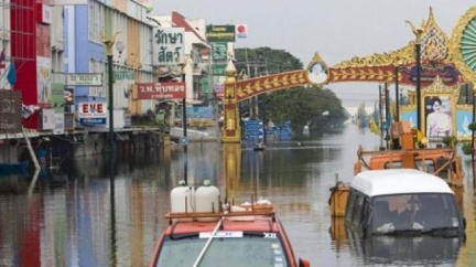 Bilance záplav v Thajsku stoupla na 780 mrtvých