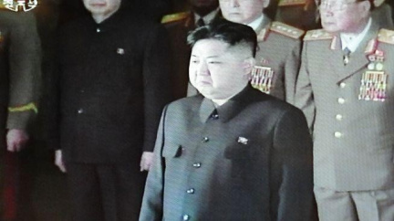 Kim posiluje svoji pozici, postavil se do čela strany