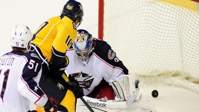 Erat skóroval 7 vteřin před koncem a dovedl Nashville k výhře