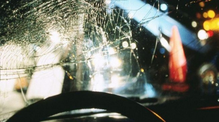 Opilý řidič boural v Ústí, spolujezdkyně nehodu nepřežila 