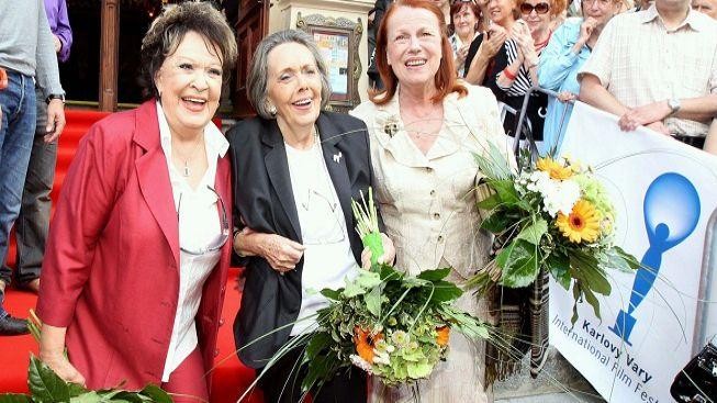 Jiřiny Jirásková a Bohdalová dostanou k osmdesátinám od Prahy medaili