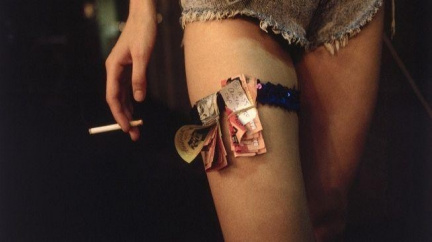 Drogy a prostituce zlepšily ekonomiku Polska. HDP stoupl o 0,8 procenta