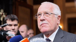 Klaus: ČR nemá eurozóně pomáhat    