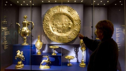 Výstava pokladů Kremlu je otevřela veřejnosti 