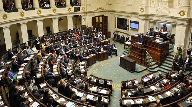 Dočasný i trvalý záchranný fond eurozóny by mohly běžet paralelně