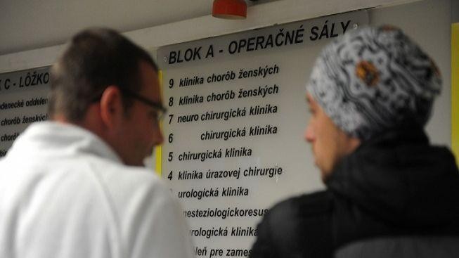 Slovenské nemocnice obnovily běžný provoz, stav nouze odvolán