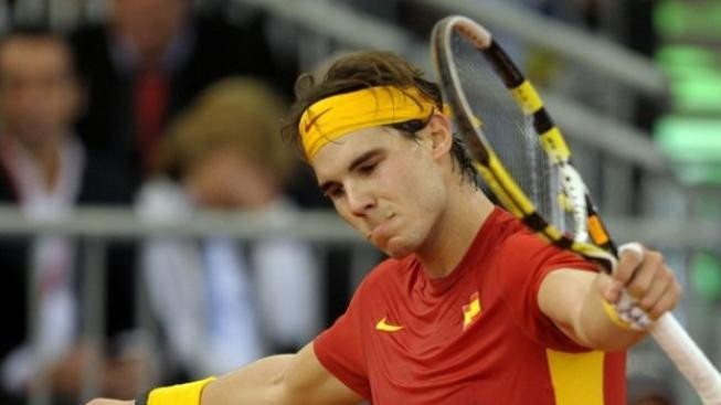 Španělské tenisty dělí jeden bod od Davisova poháru