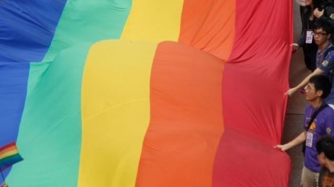 Homosexuály bude v Dánsku oddávat luteránská církev 