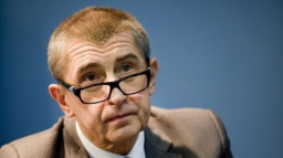 Děláte z lidí debily, nadával politikům Babiš. Získává podporu veřejnosti