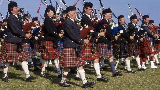 Ve Strakonicích začalo evropské setkání dudáků 