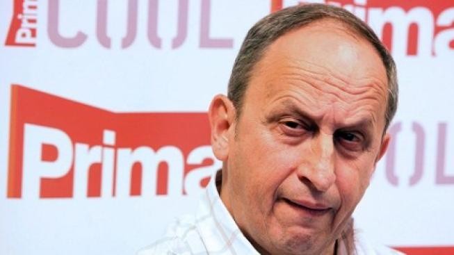 Klaus za cosi, Hájek za Ládina. Nový měsíčník s názvem Kraus nejen o politice