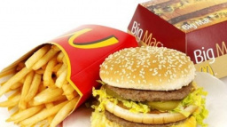 McDonald´s v USA kvůli chybám ruší systém pro objednávky založený na AI