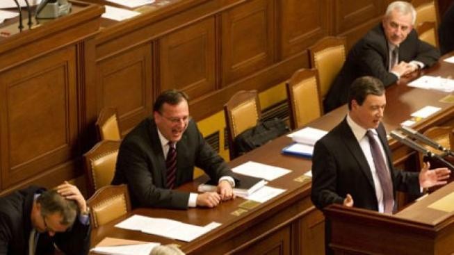 Pánové se flákali a teď nám tady brečí, obvinil poslance ČSSD Nečas