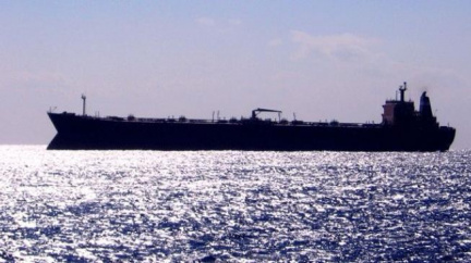 Piráti propustili unesený ropný tanker