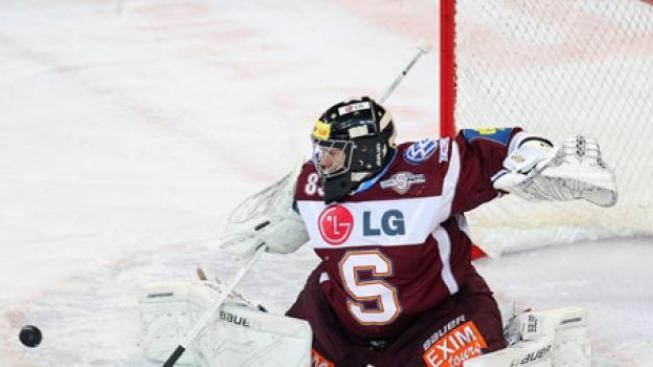 Sparta vyhrála na ledě Vítkovic 6:3 a vede extraligu  