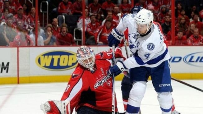 Vokoun pouhými jedenácti zákroky vychytal výhru Capitals