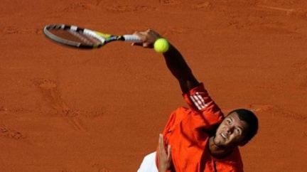 Tsonga se téměř dotáhl na Berdycha