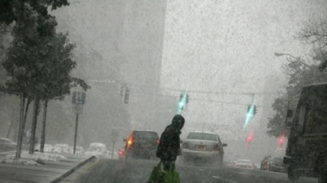 Stav nouze! Sněhové bouře proměnily USA v města duchů, obětí je už 11