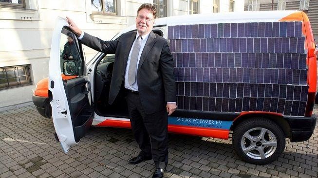 Exšéf Tatry trvá na tom, že mu Smrž nabídl pomoc za 100 milionů