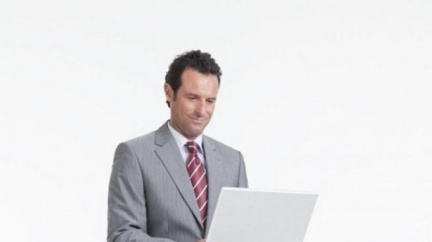 Náklady novin klesají. Analogový svět nahrazen digitálním? Za deset let