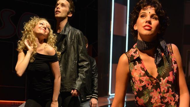 Muzikál přeje lásce. Drsná Rizzo randí s hvězdou Pomády!